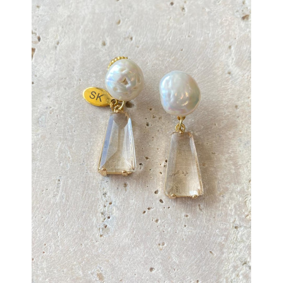 ARETE CON CRISTALES Y PERLA