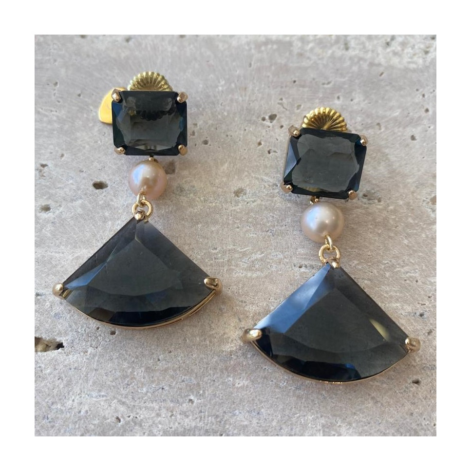 ARETE CON CRISTALES Y PERLA