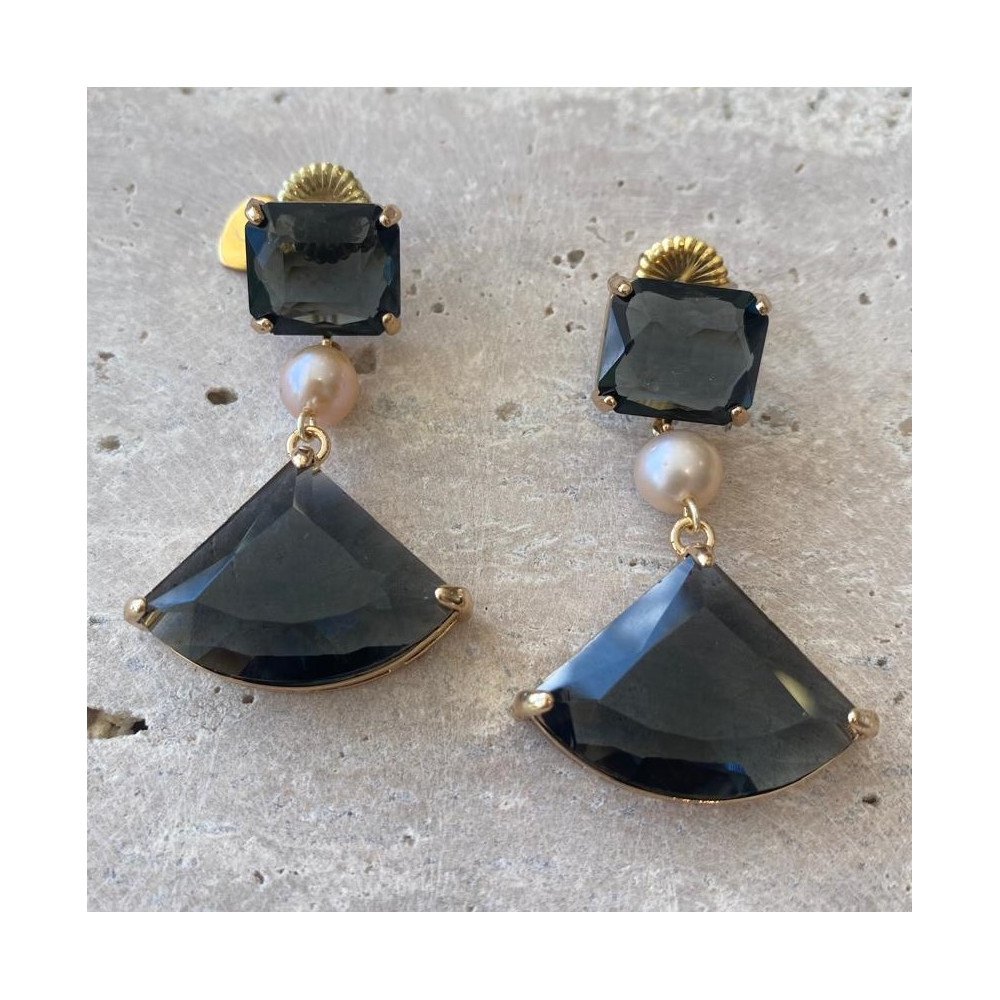 ARETE CON CRISTALES Y PERLA