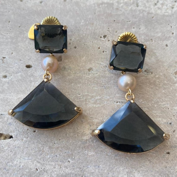 ARETE CON CRISTALES Y PERLA