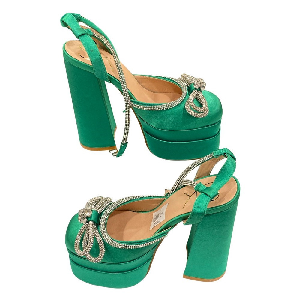 Tacones verdes discount